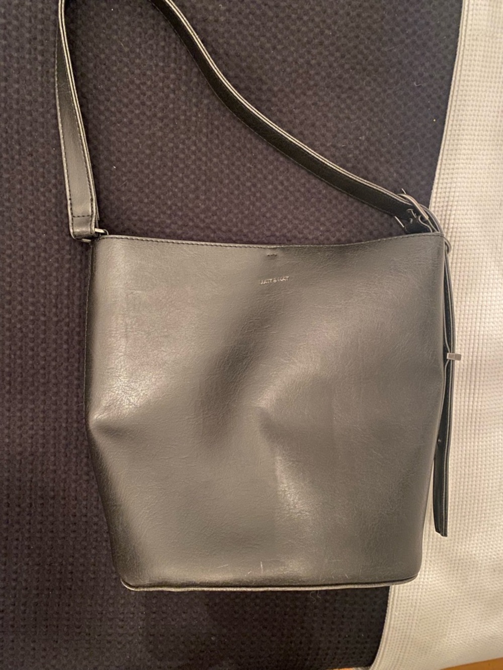 Matt & Nat Shoulder Bucket Bag